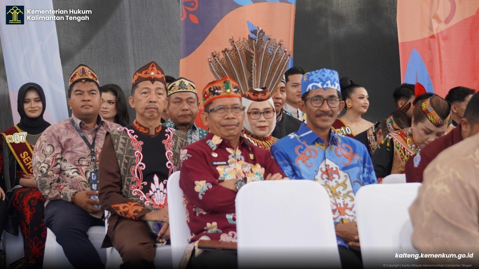 Semarak Hari Jadi ke-69 Kalteng, Kakanwil Kemenkum Hajrianor Hadiri Pembukaan Akbar FBIM 2026 di Jantung Kota Palangka Raya