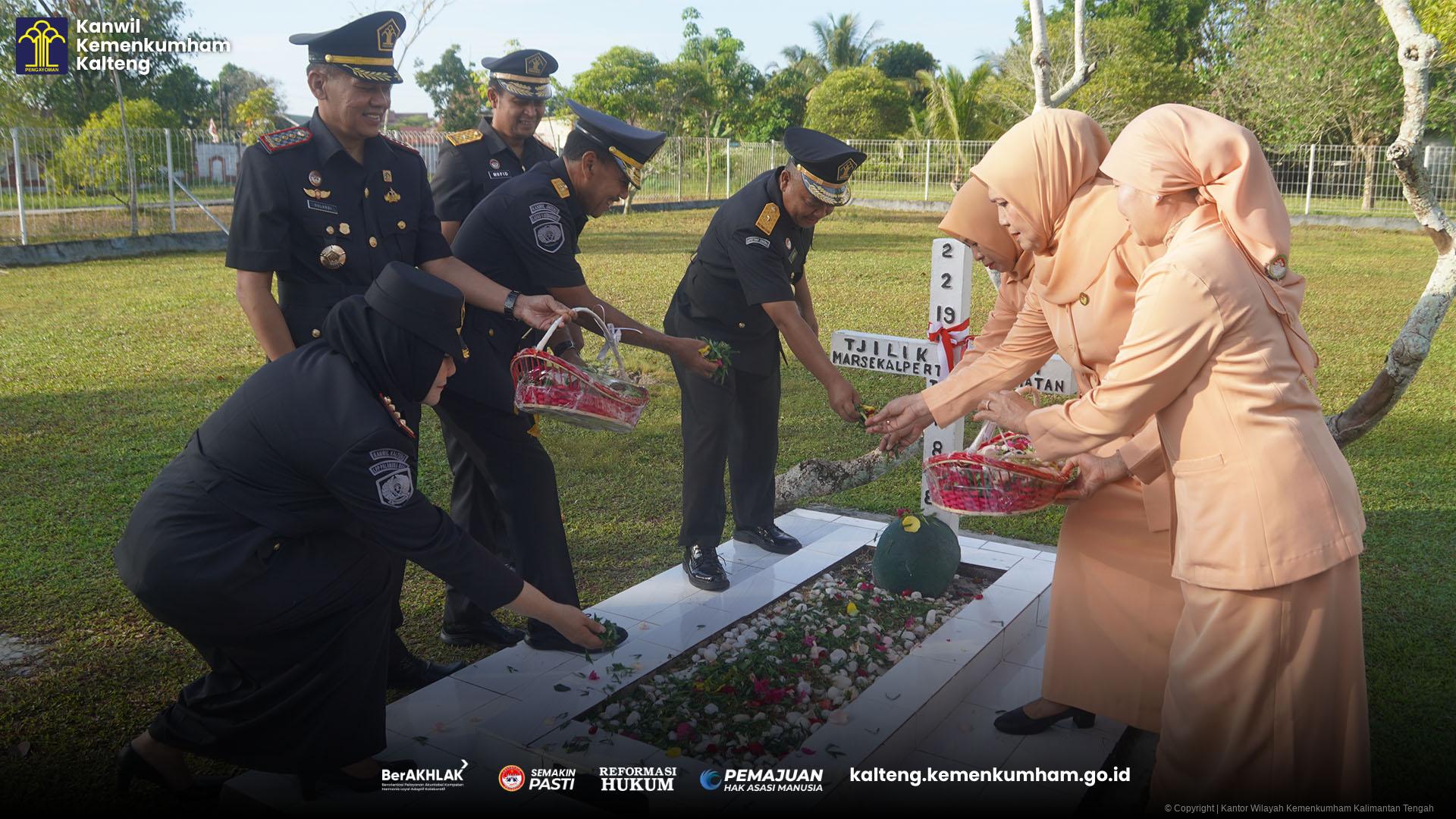 Kumham-Kalteng-Ziarah-Tabur-Bunga-Hari-Pengayoman-Agt-2024-3.jpg