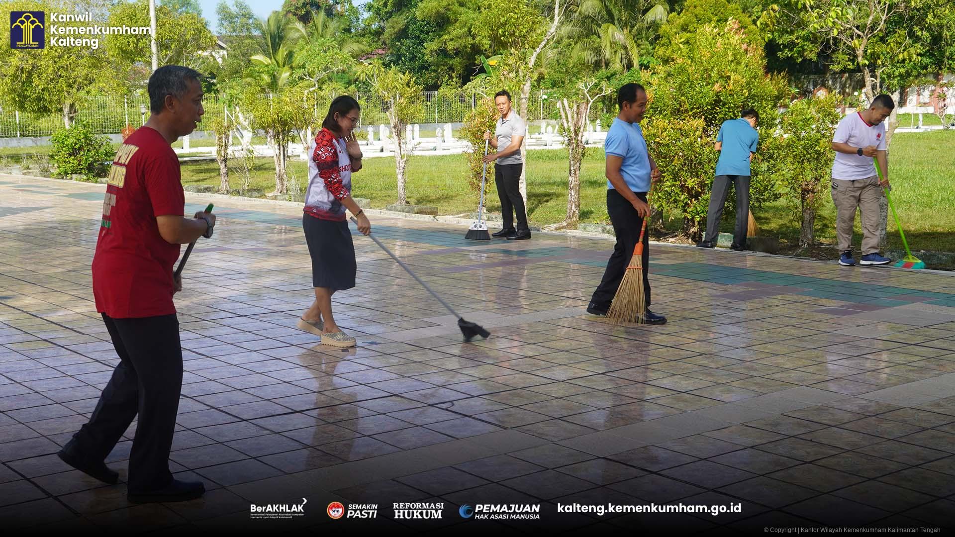 Kumham-Kalteng-Ziarah-Tabur-Bunga-Hari-Pengayoman-Agt-2024-5.jpg