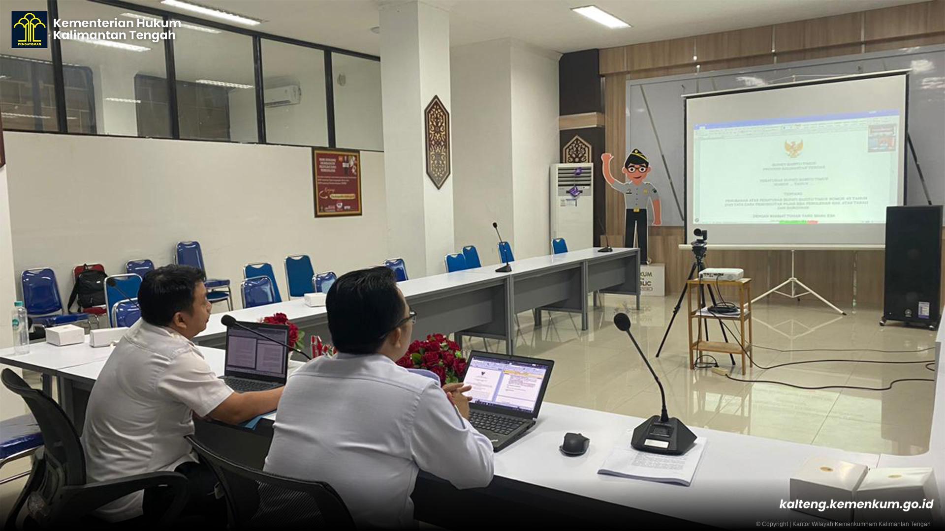 Kanwil Kementerian Hukum Kalimantan Tengah Harmonisasikan Rancangan Perubahan Perbup Barito Timur tentang Tata Cara Pemungutan BPHTB