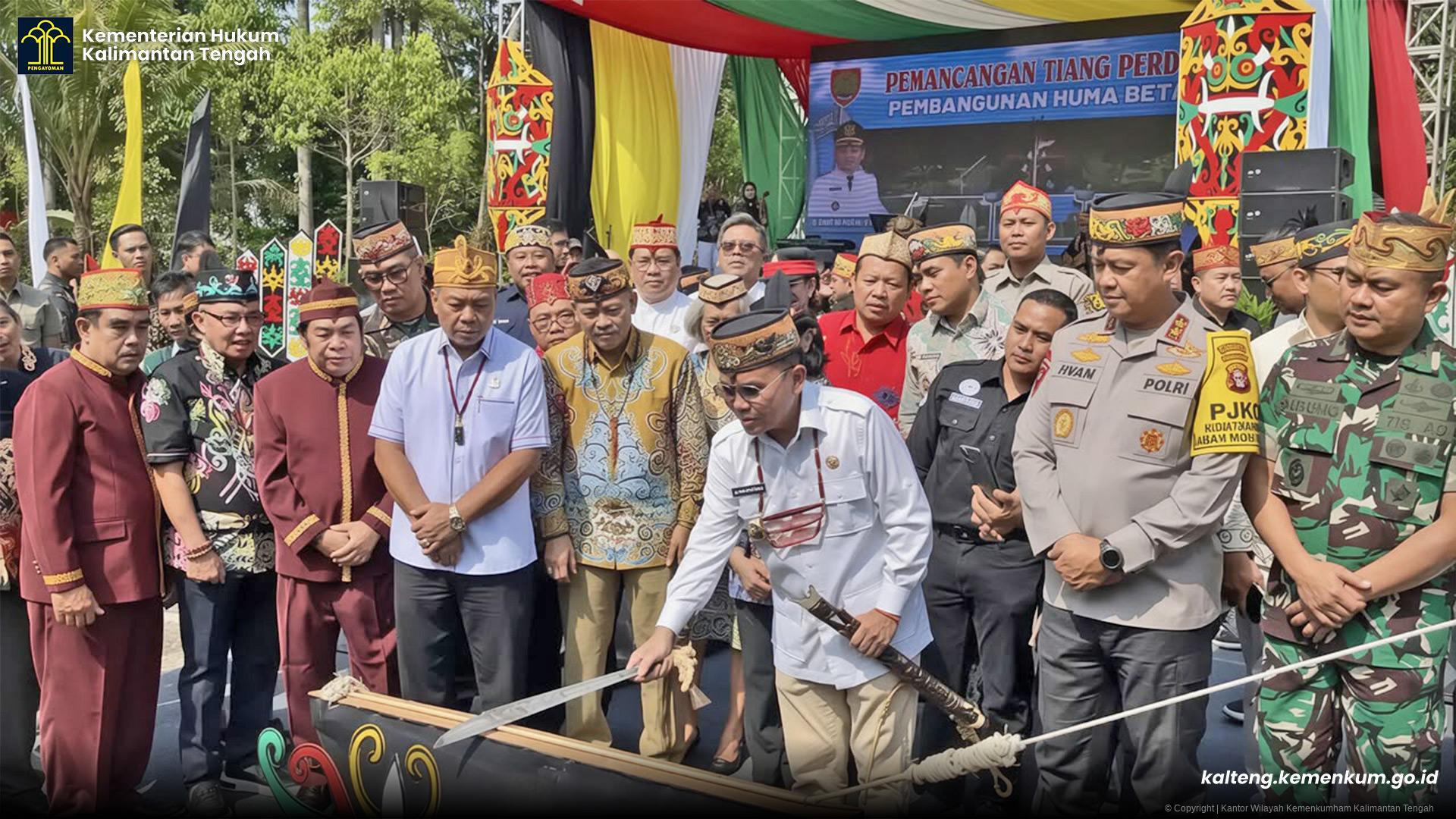 pemancangan_tiang_perdana_1.jpg
