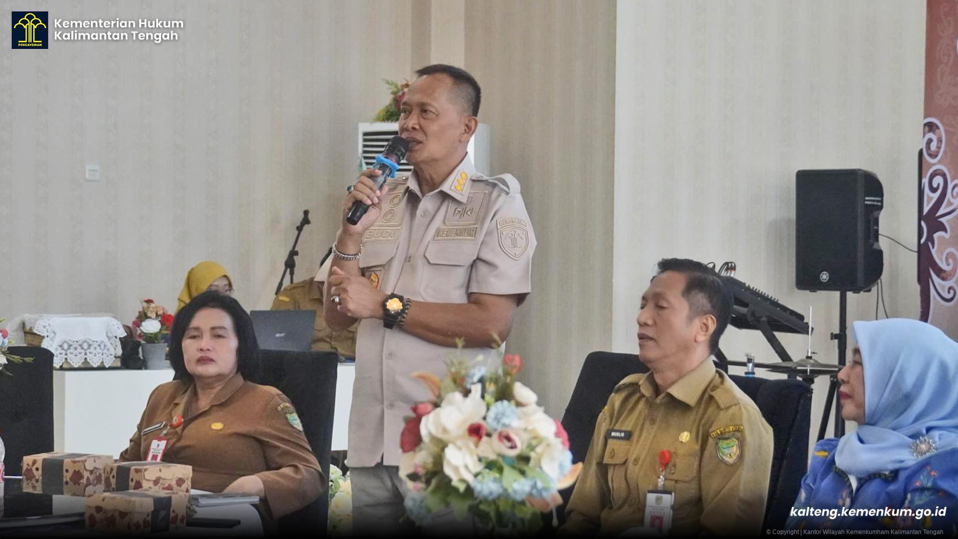 Gebrakan KI di Awal Tahun, Kanwil Kemenkum Kalteng Serahkan 9 Hak Cipta dan 1 Merek Kolektif di Barito Utara