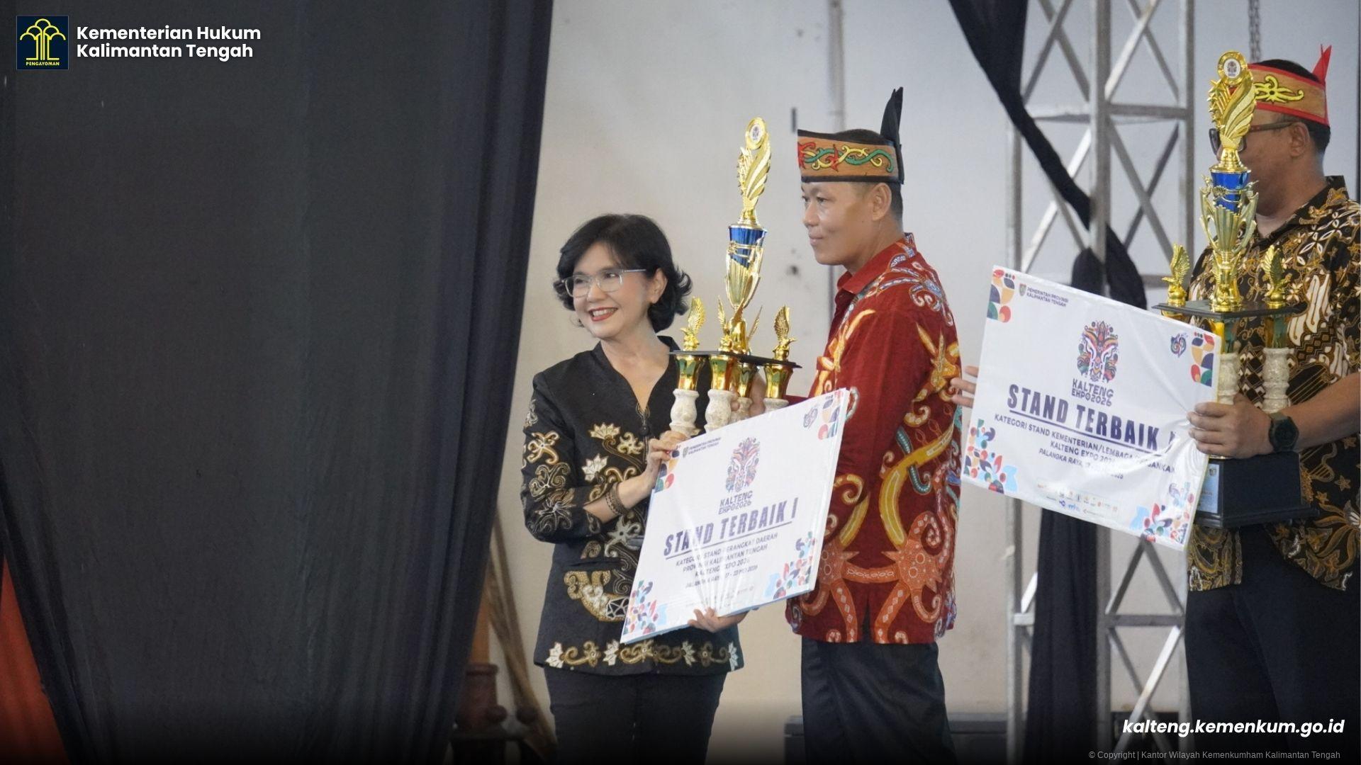 tutup_kalteng_expo_4.jpg