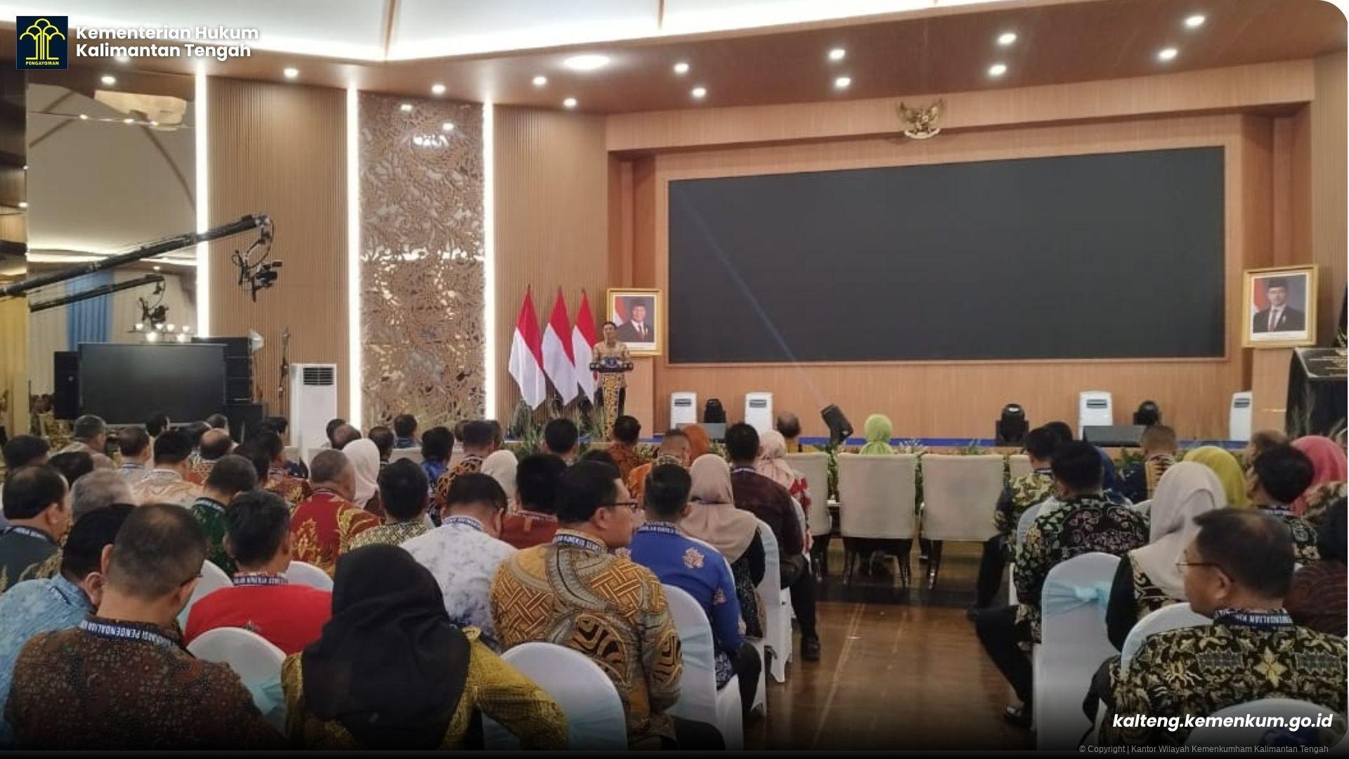 ukom_gandul_1.jpg